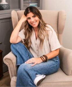 photo of Angela Langer